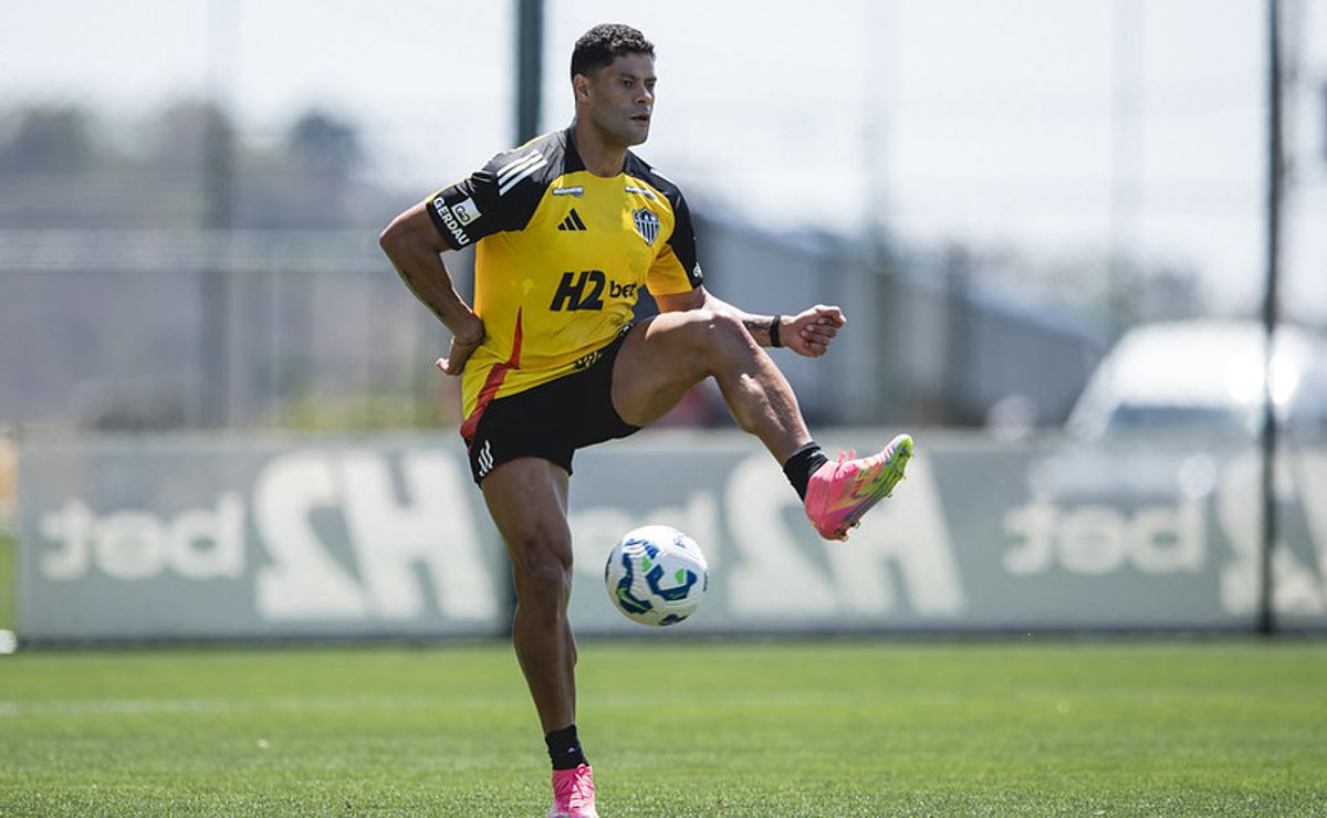Situação entre Hulk e arbitragem é explicada por ex-jogador do Atlético-MG