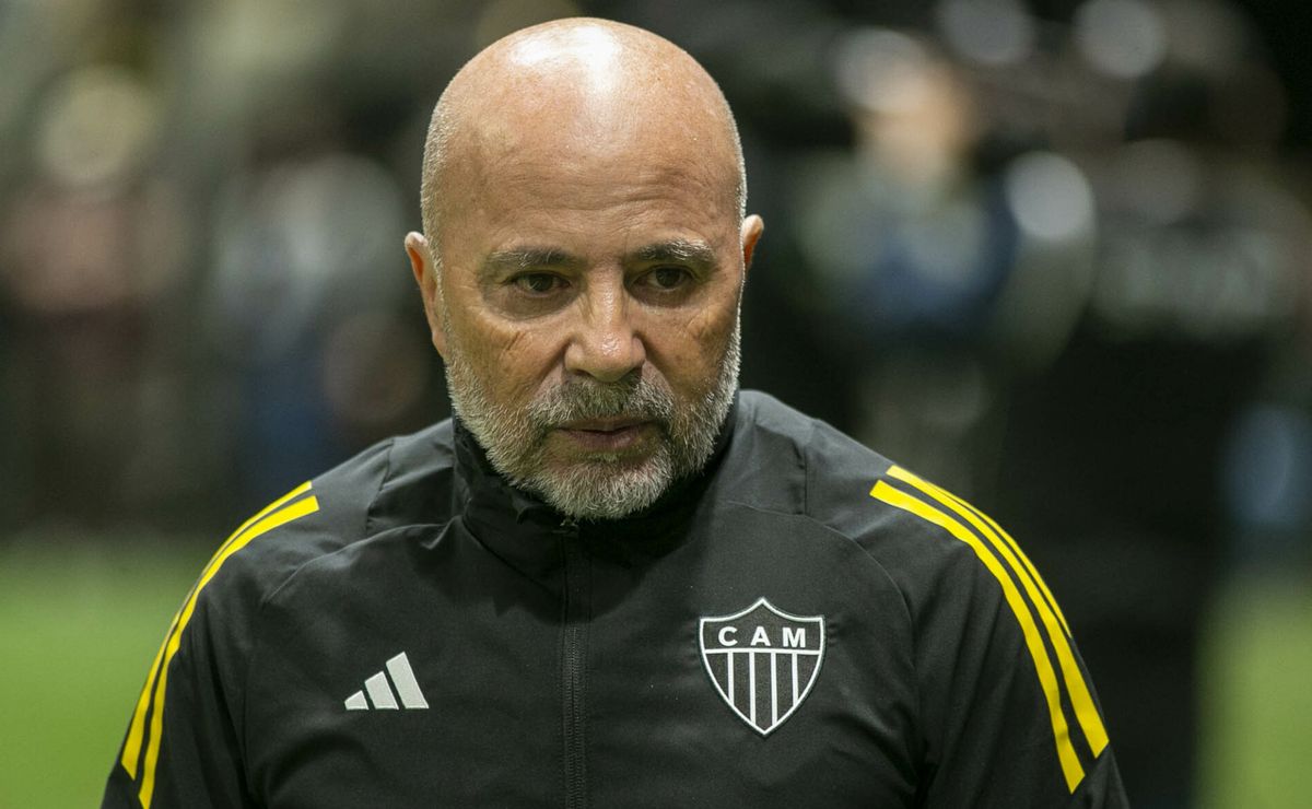 Escalação do Atlético-MG: Sampaoli mexe no time e indica voltas Arana e Hulk contra o Fluminense