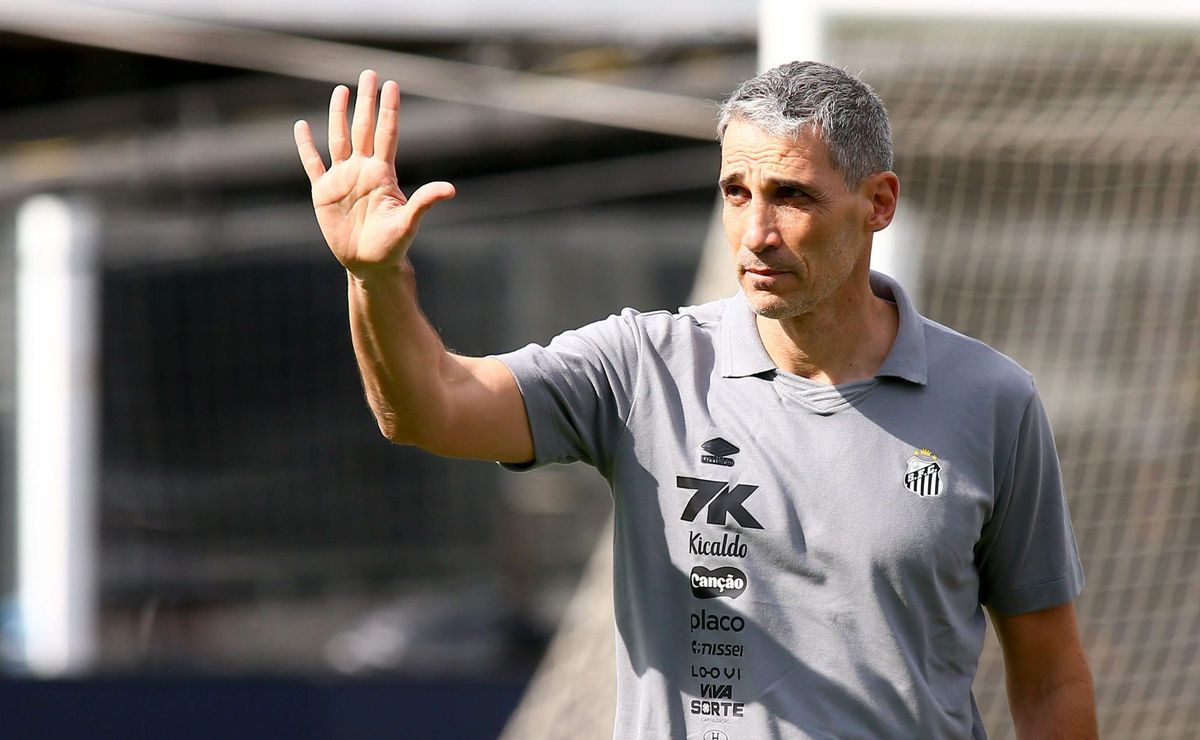 Flertando com a Série B: Risco de rebaixamento do Santos sobe para 30% e alerta é ligado nos bastidores