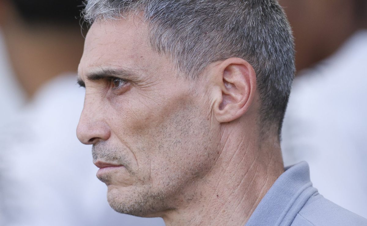 Santos perde Rincón para clássico contra o Corinthians na Vila Belmiro