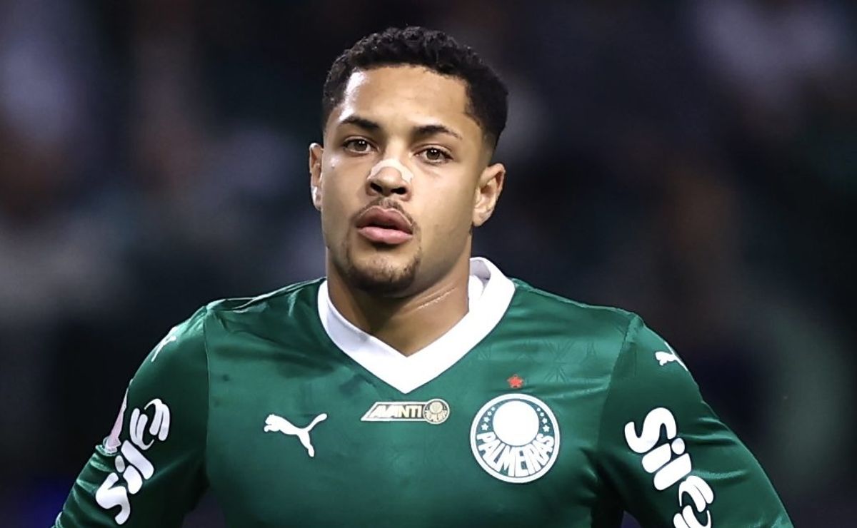 Vitor Roque toma decisão sobre saída do Palmeiras e deve ficar até a próxima Copa do Mundo