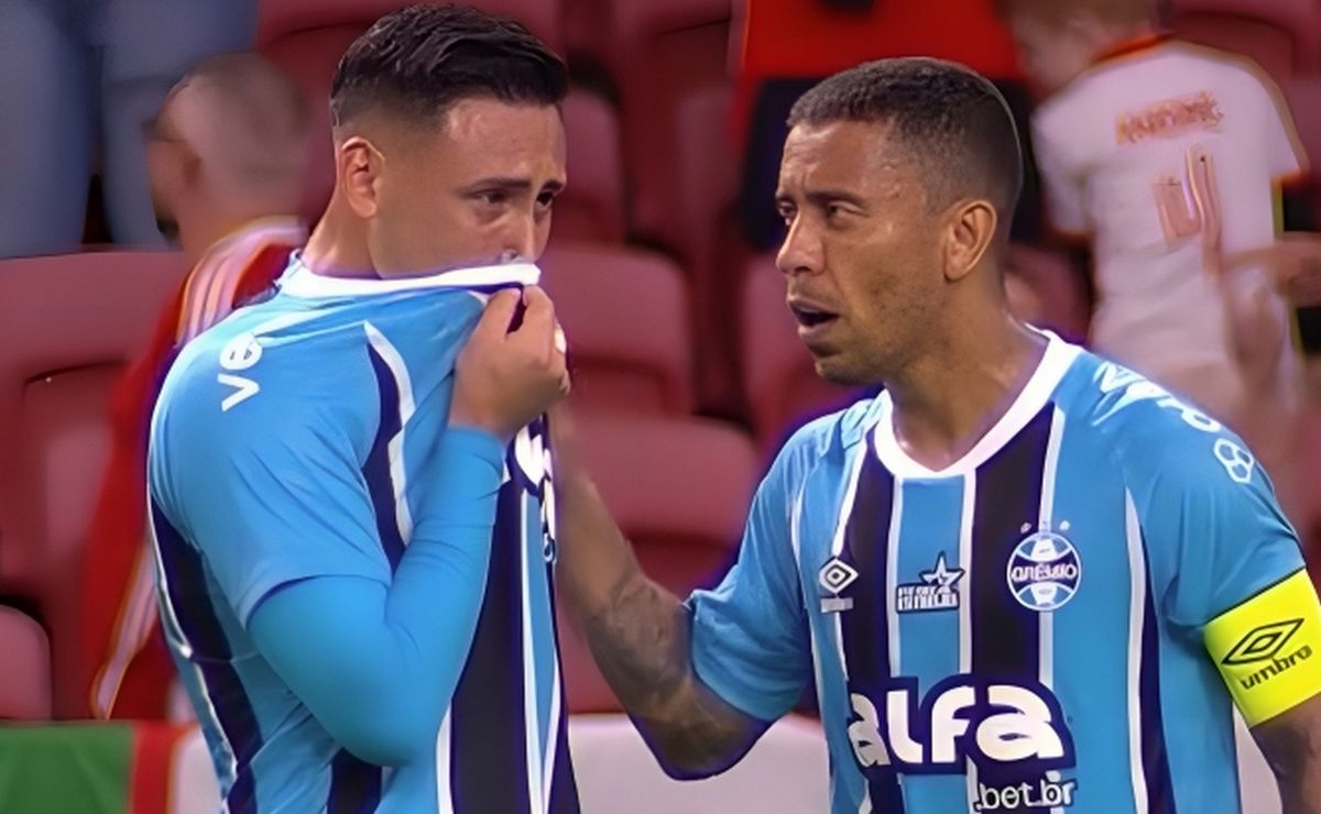 Marcos Rocha revela o que falou para Noriega após choro no Gre-Nal vencido pelo Grêmio: “Pediu pra sair”