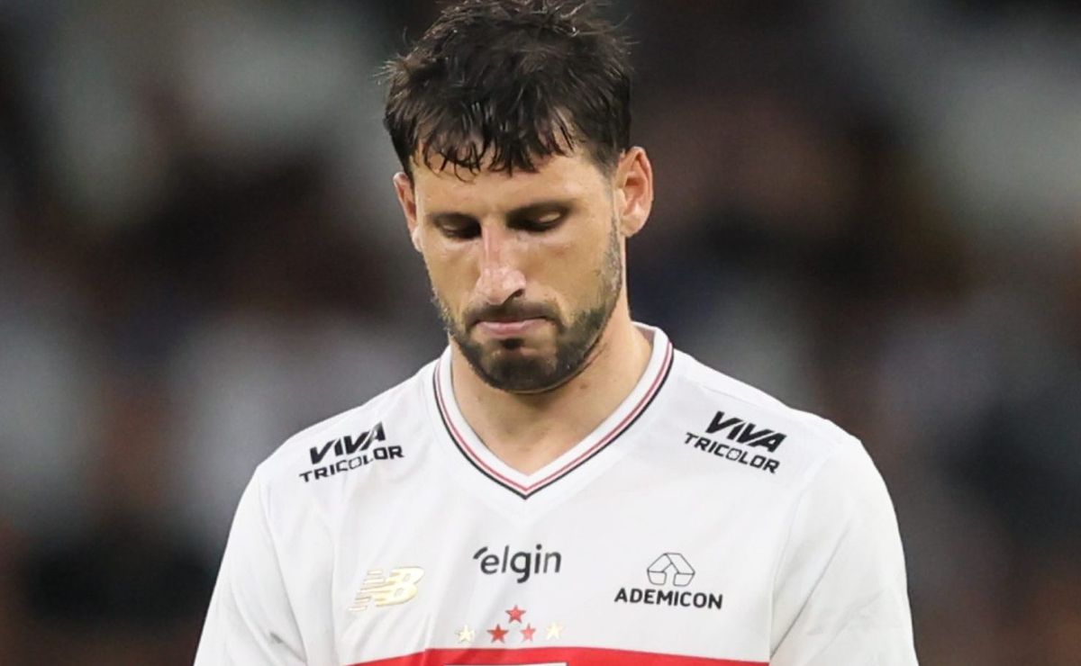Calleri vive fase crucial no São Paulo e reunião decidirá se o atacante será afastado até 2026