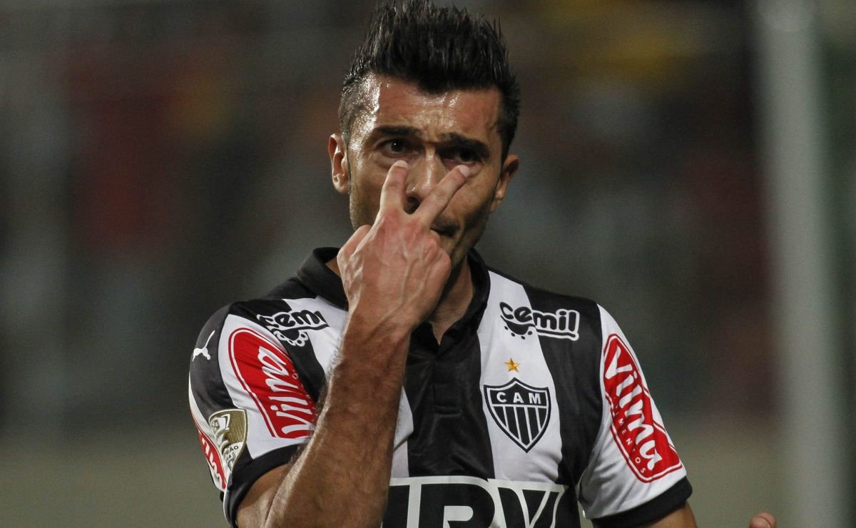 Dátolo faz ‘alerta’ para o Atlético-MG antes de clássico contra o Cruzeiro: “Só jogar com paixão”