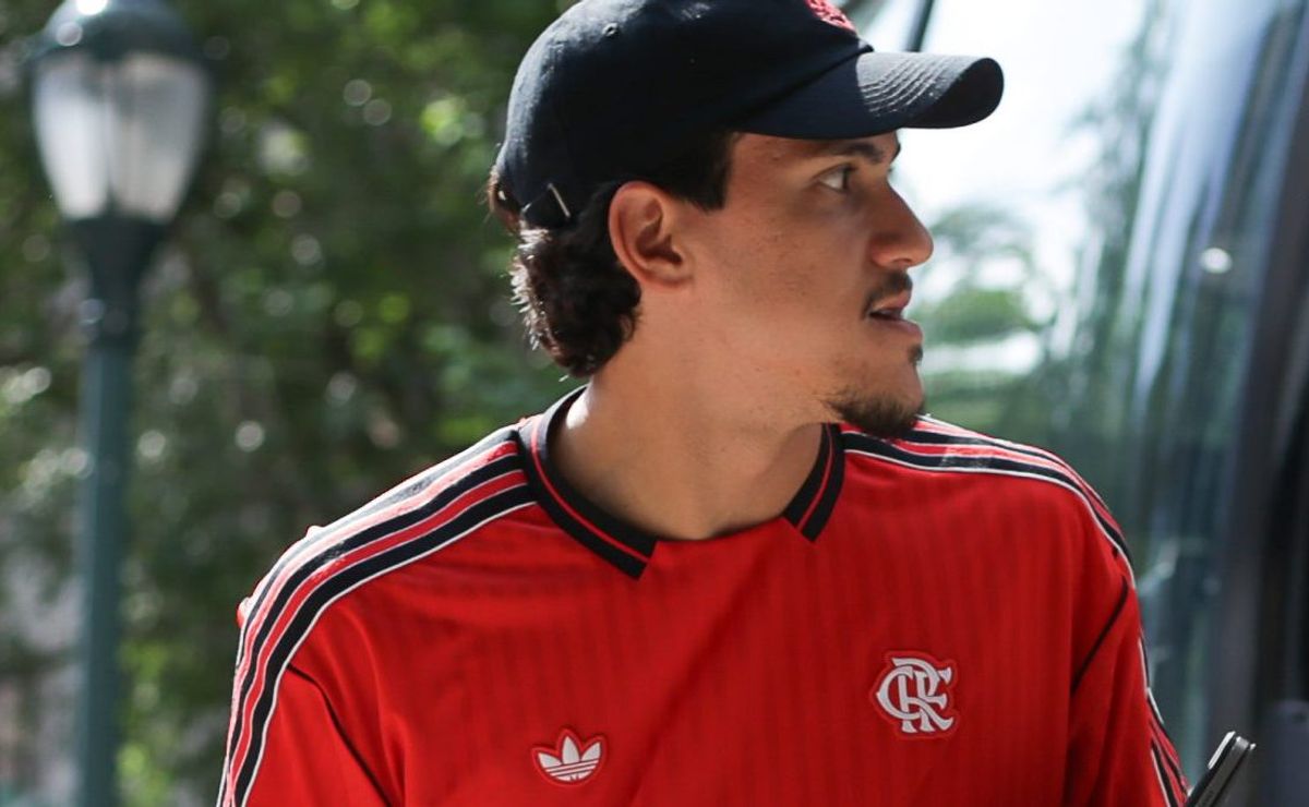 Flamengo deixa Pedro de lado e adia renovação para priorizar Arrascaeta em 2025