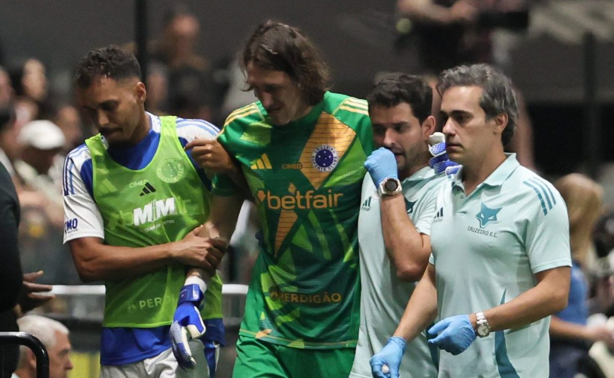 Cruzeiro empata com Atlético-MG em clássico que Cássio deixa partida rumo ao hospital após pancada na cabeça