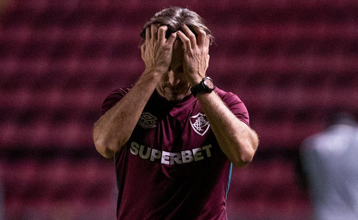 Fluminense pode perder jogadores importantes para o clássico contra o Vasco por causa de pendurados