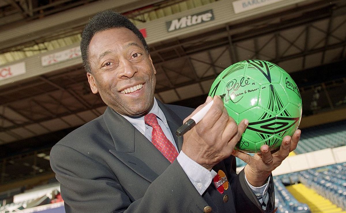 Santos vence clássico e provoca Corinthians com Pelé nas redes sociais: “Só funciona deste jeito aqui