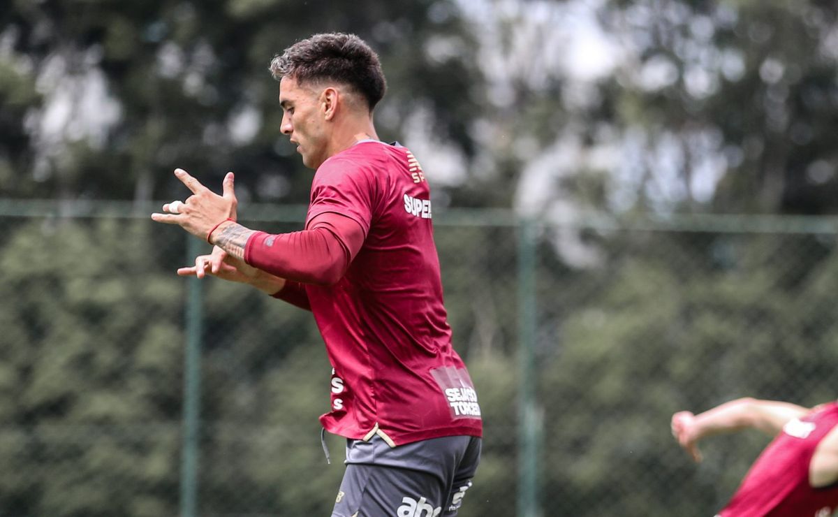 São Paulo confirma lesões de Enzo Díaz, Cédric Soares e Oscar e avalia impacto no elenco para 2025