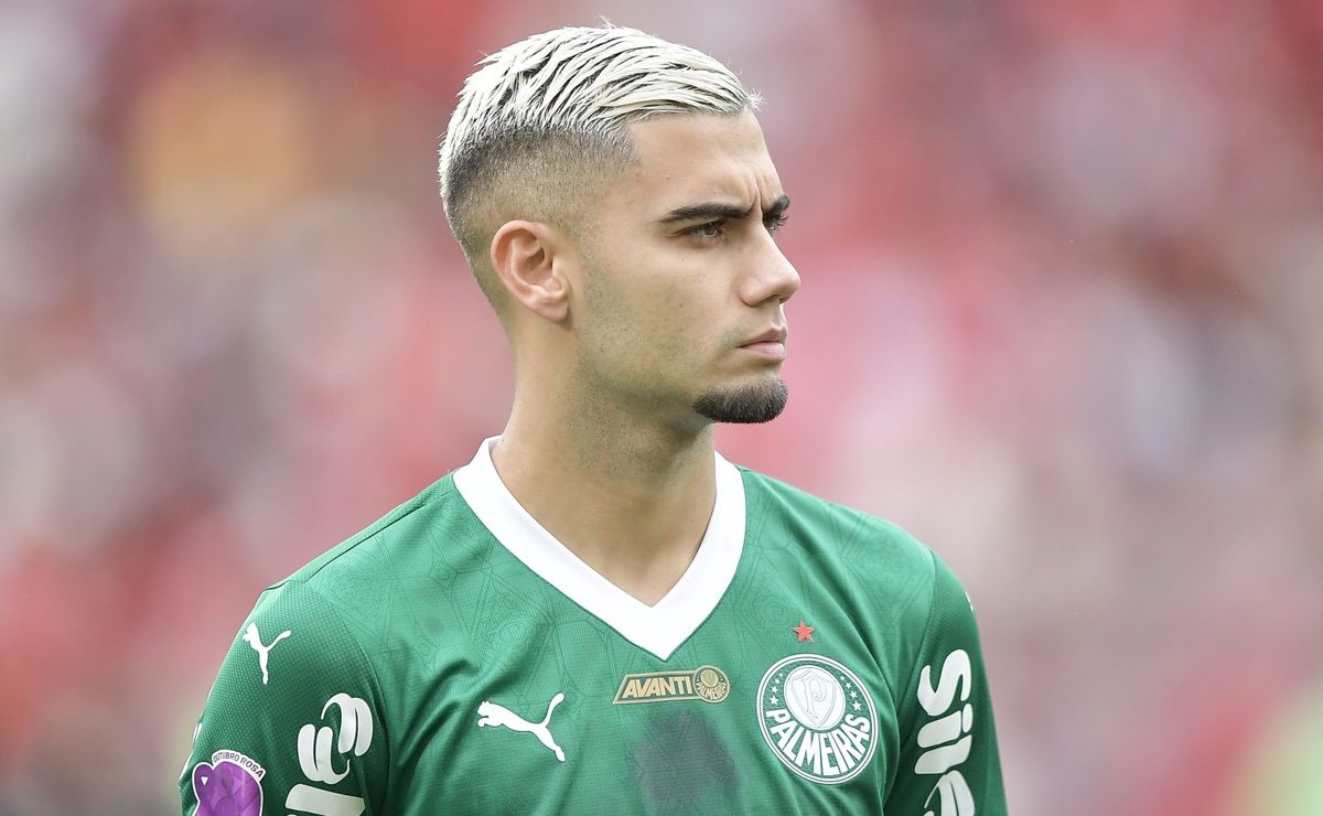 Gonzalo Plata provoca Andreas Pereira e vídeo viraliza nas redes sociais 