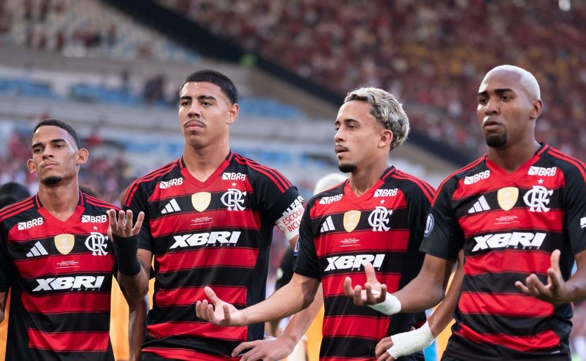Zagueiro Iago deve sair do Flamengo por falta de chances com Filipe Luís e já tem sondagens, revela empresário