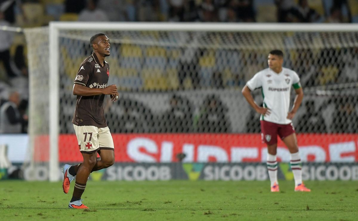 Fluminense vacila após bom começo em clássico e Rayan abre placar para o Vasco