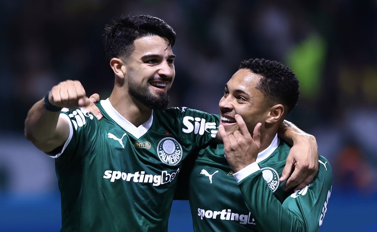 Palmeiras carrega peso do favoritismo: elenco vale 10 vezes mais que o da LDU