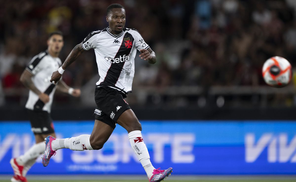 Ex-Vasco, Loide Augusto supera dificuldades e atravessa bom momento no futebol turco