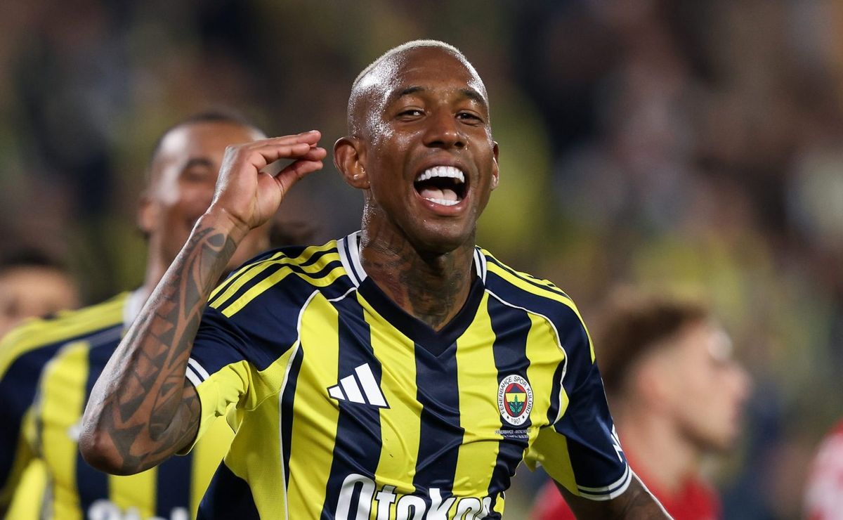 Grêmio monitora Anderson Talisca, mas Flamengo dispara na frente por contratação