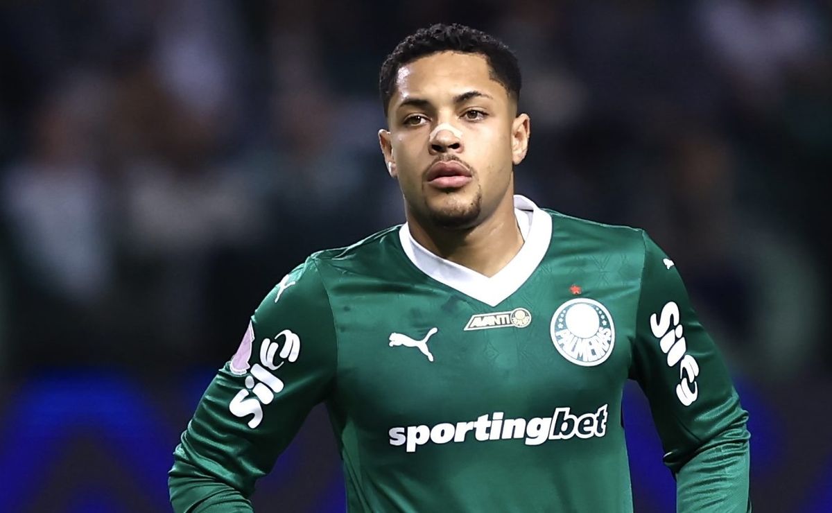Vitor Roque não descarta voltar ao futebol europeu, mas deseja fazer história no Palmeiras antes disso