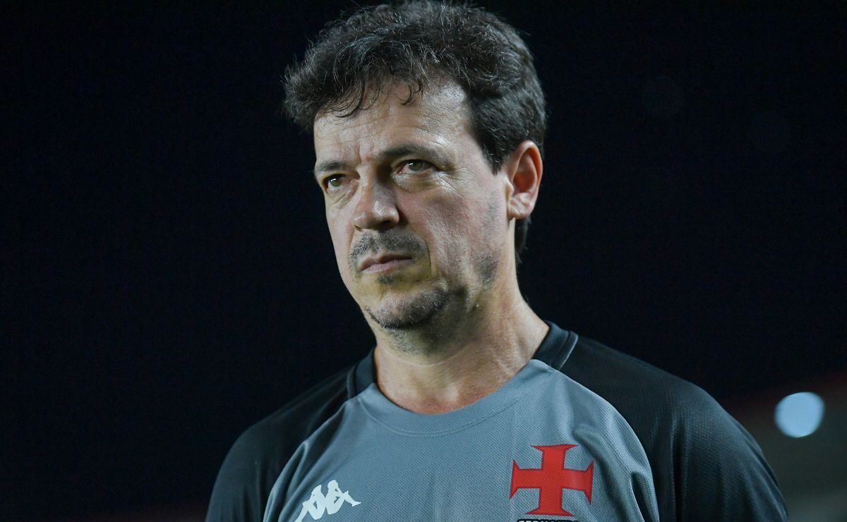 Vasco não terá Paulo Henrique e Nuno Moreira para jogo decisivo contra a Botafogo no Nilton Santos