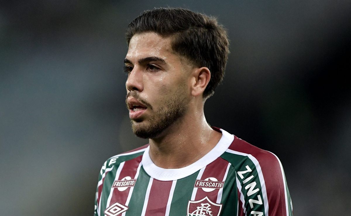Nonato detona atuação do Fluminense diante do Ceará e pede reação imediata contra o Mirassol: ” Muito abaixo”