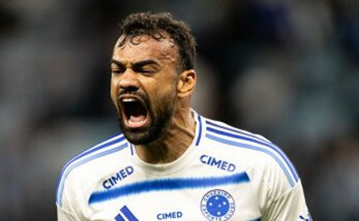 Fabrício Bruno decide Cruzeiro x Grêmio e desabafa com indireta após convocação para Seleção Brasileira: “independentemente”