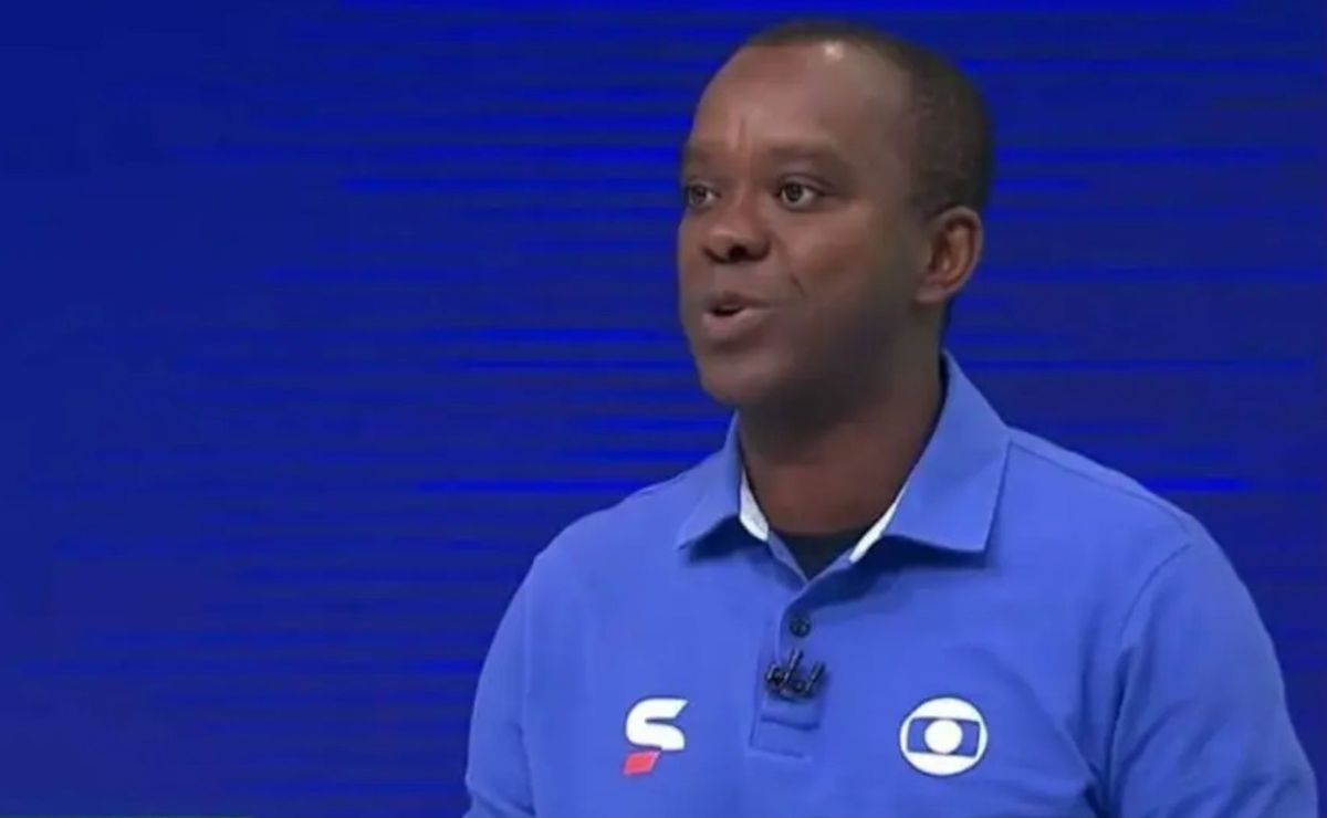 PC de Oliveira analisa pênalti em Arrascaeta e concorda com marcação para o Flamengo contra o São Paulo