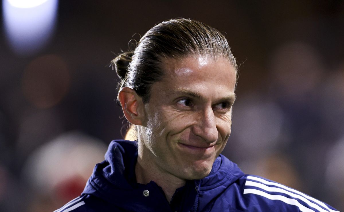 Flamengo muda de postura sobre renovação com Filipe Luís e técnico pode deixar o clube em dezembro