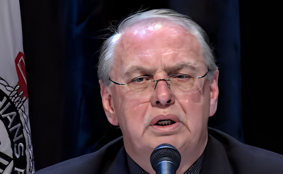 Corinthians vai receber bolada da Nike e Osmar Stabile pode gastar R$ 50 milhões em reforços