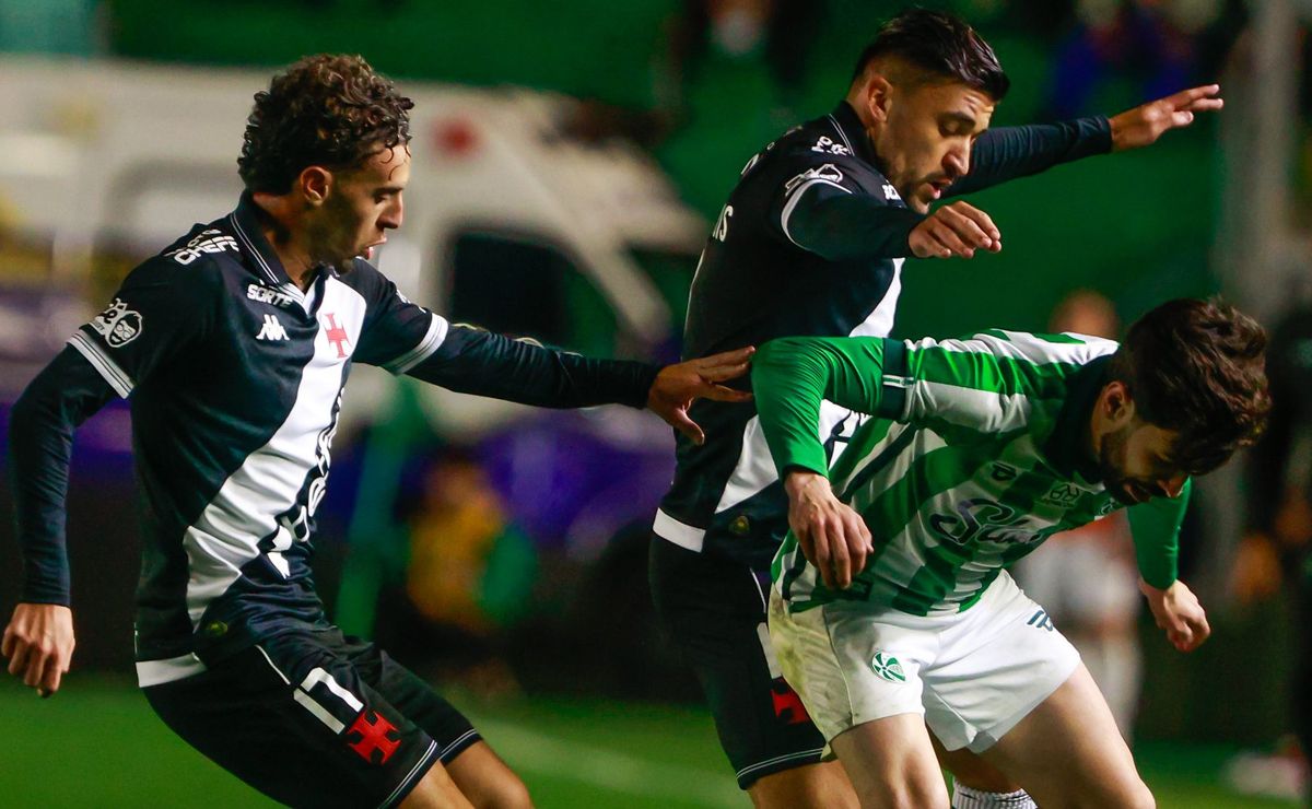 Vasco tenta encerrar jejum de vitórias contra o Juventude após 16 anos, desde a Série B 2009