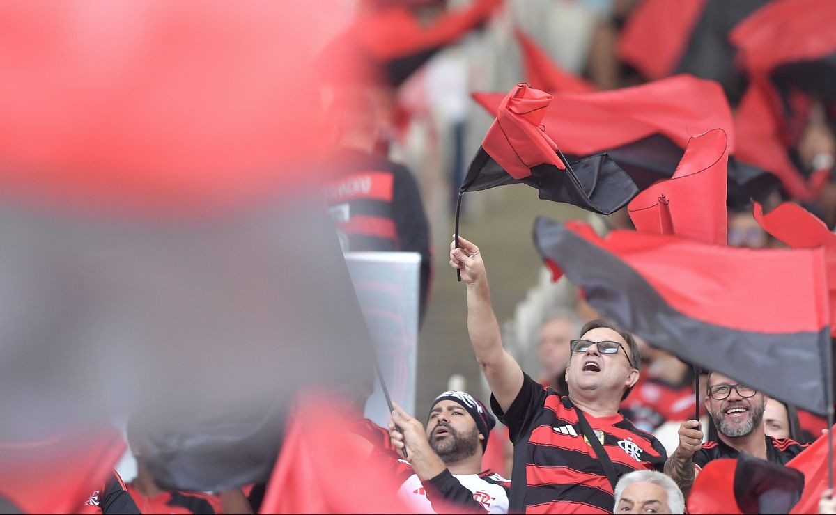 Torcida do Flamengo esgota ingressos e promete casa cheia em duelo decisivo contra o Santos