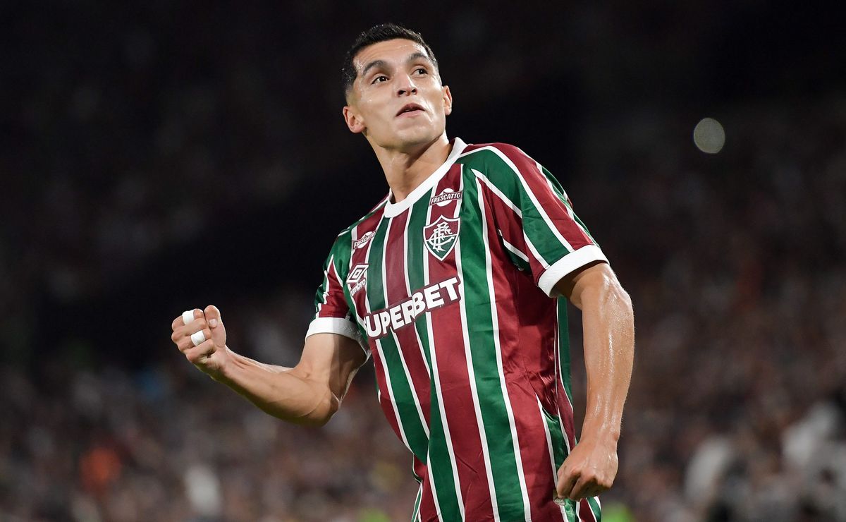Serna lidera participações em gols desde a chegada de Zubeldía ao Fluminense e ganha confiança do treinador