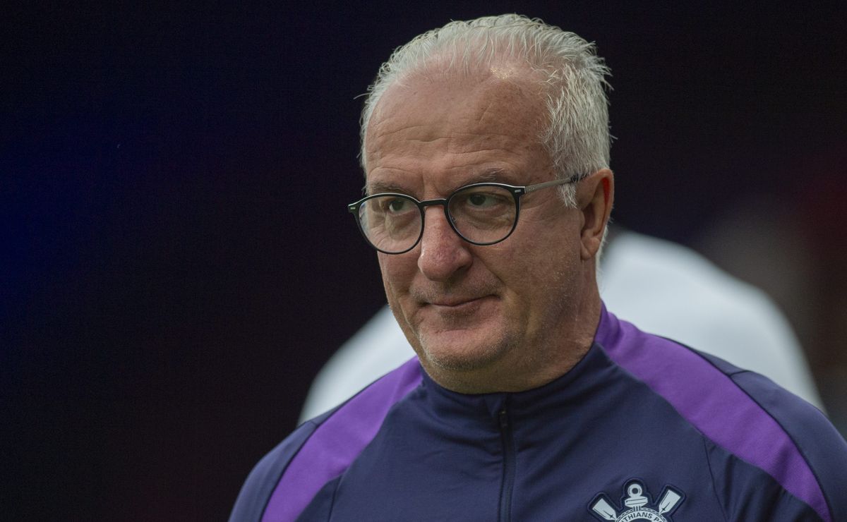 Dorival Júnior terá quatro desfalques no meio-campo do Corinthians para enfrentar o Ceará pelo Brasileirão