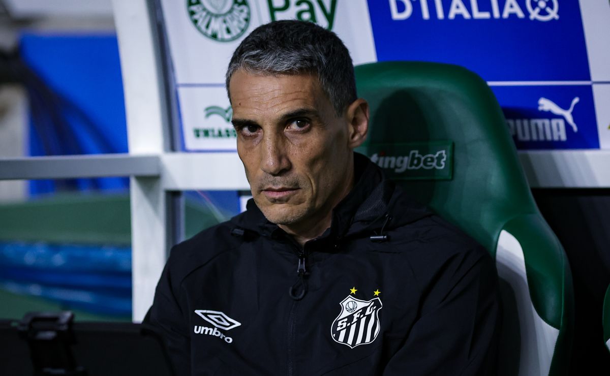 Alexis Duarte é convocado pela Seleção Paraguaia e é desfalque de Vojvoda para Santos x Palmeiras