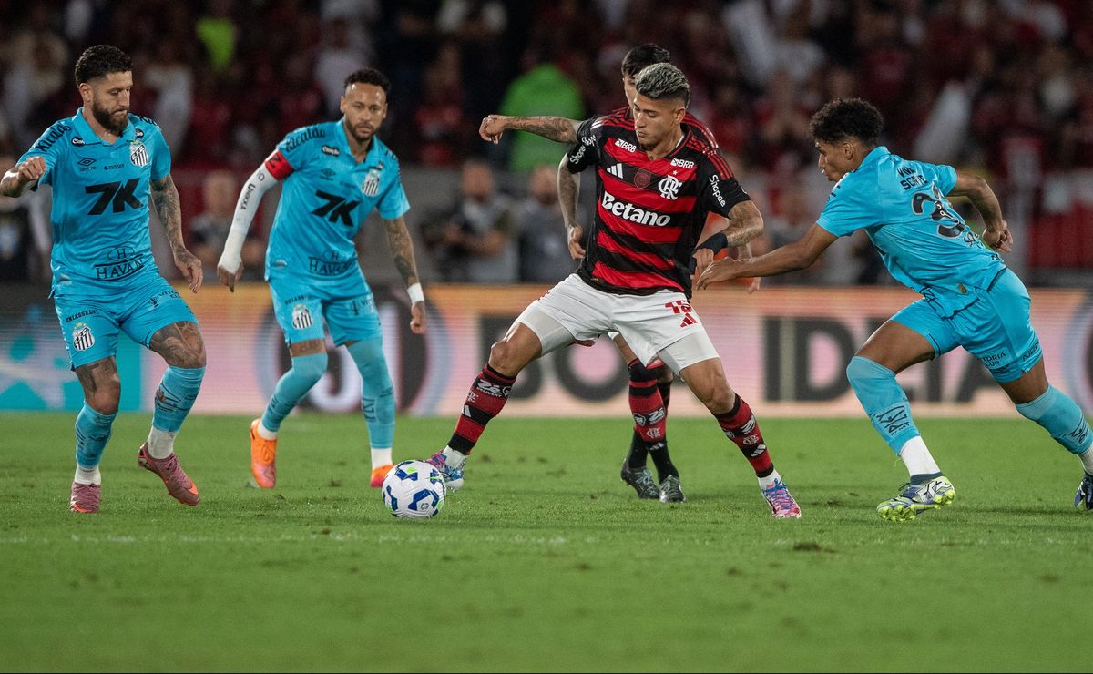 Carrascal brilha novamente no Maracanã e marca em vitória do Flamengo contra o Santos