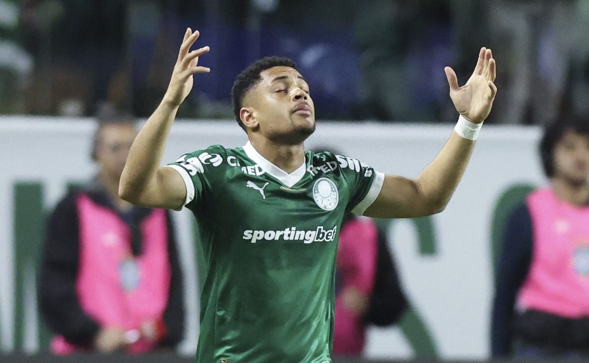 Vitor Roque marca um golaço de bicicleta e empata para o Palmeiras contra o Mirassol