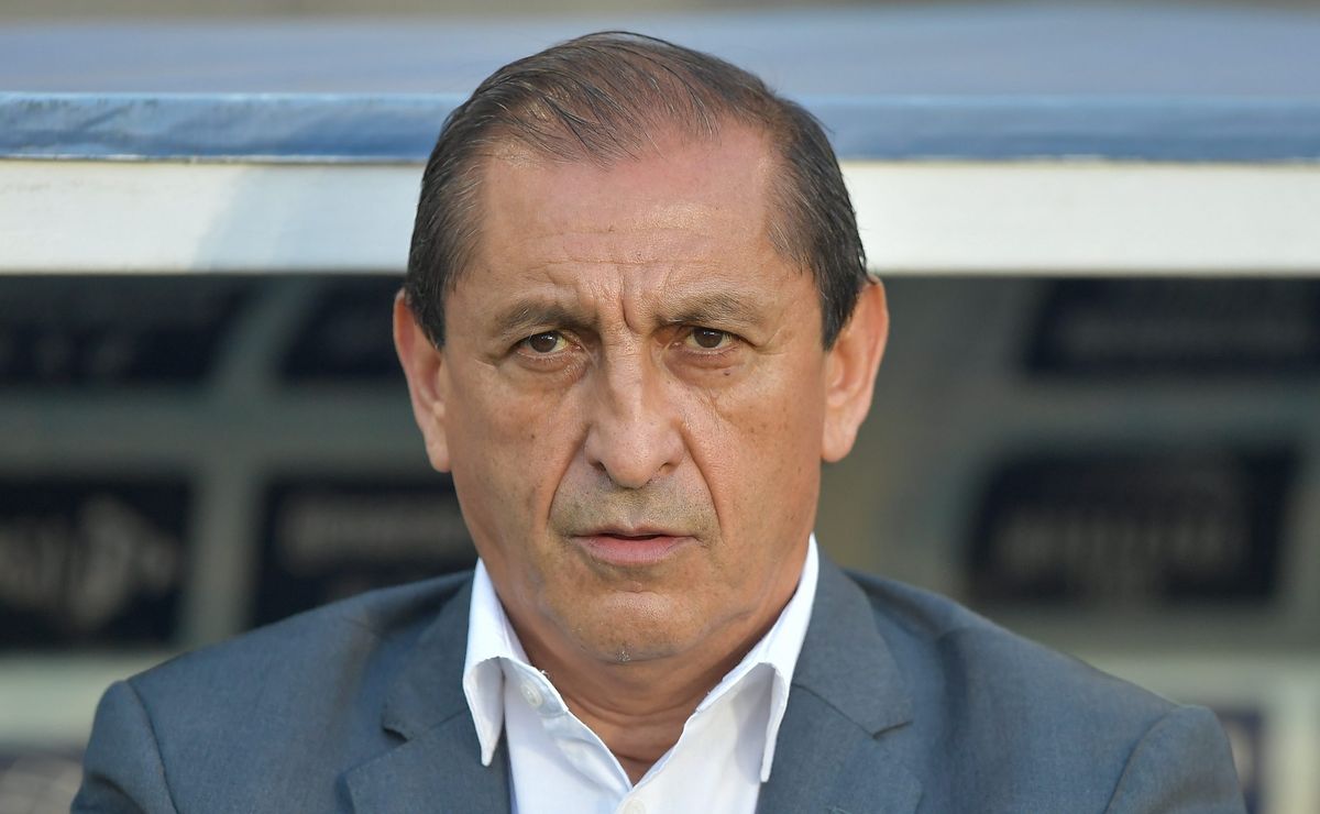 Ramón Díaz segue por um fio no Internacional e demissão ainda é debatida nos bastidores 