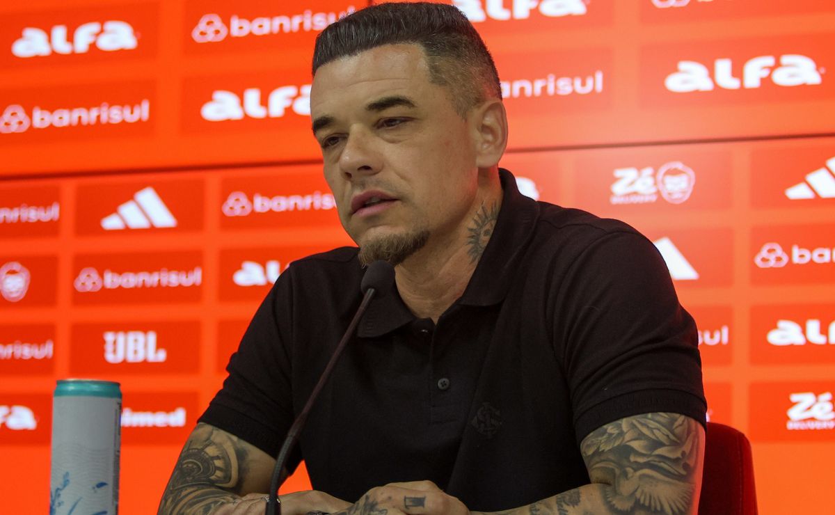 D’Alessandro e Barcellos são denunciados pelo árbitro Lucas Torezin e pode render punição ao Internacional