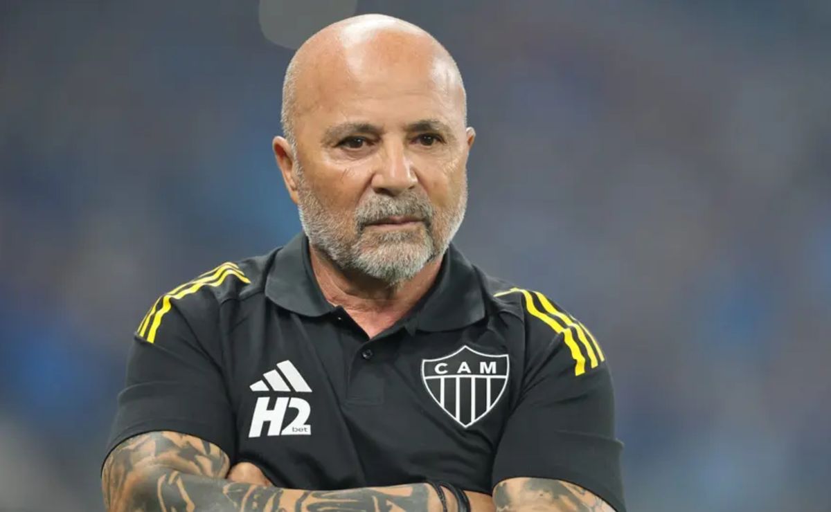 Sampaoli perde trio de convocados e 4 lesionados para o jogo contra o Fortaleza
