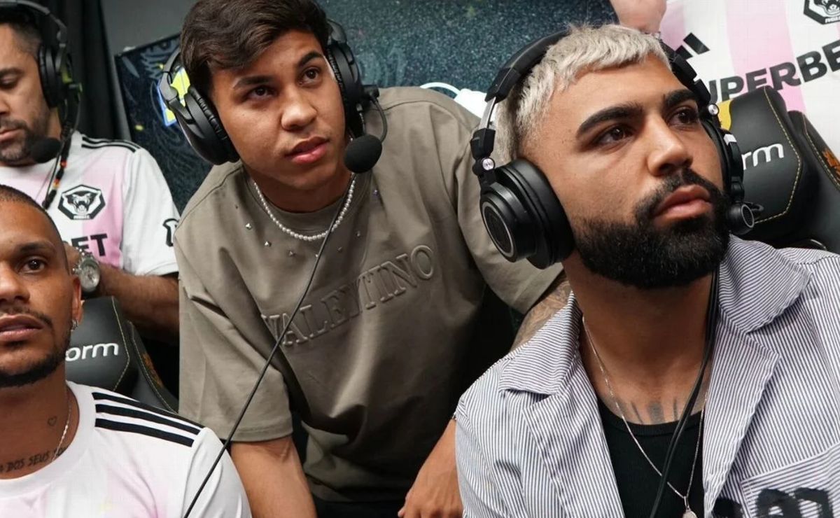 “Acho que vão ganhar”: Gabigol, do Cruzeiro, surpreende e prevê título do Atlético-MG na Sul-Americana￼