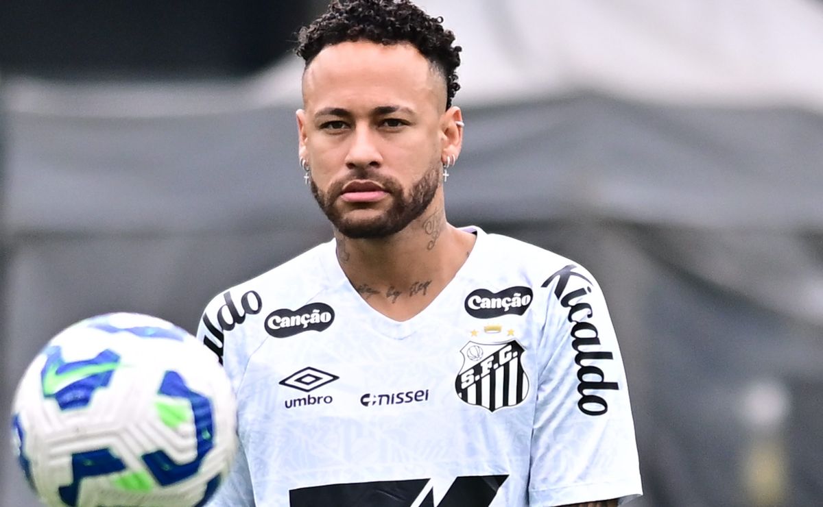Neymar atuou em apenas um dos sete clássicos que o Santos disputou desde o seu retorno