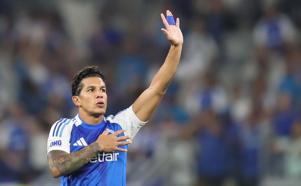 Lucas Romero, ídolo do Cruzeiro, revela que quase jogou no rival Atlético-MG em 2021: “Pelo respeito que tenho”