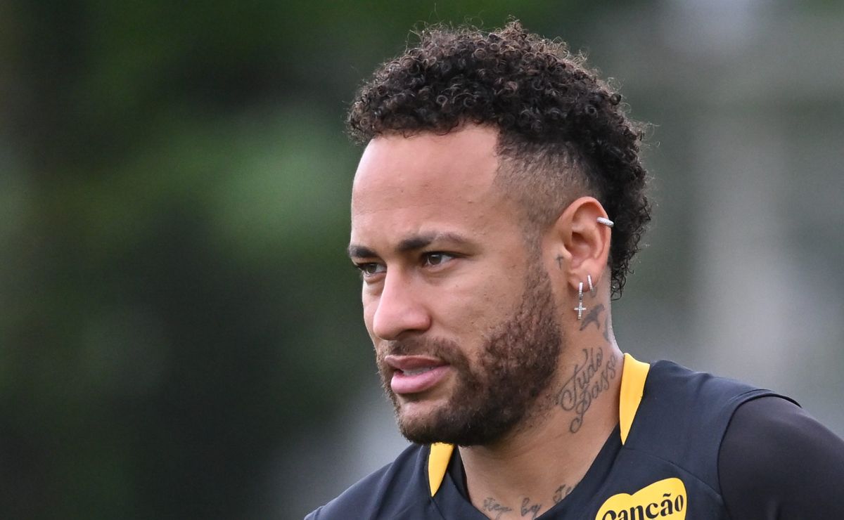 Neymar está mordido para o clássico e quer fazer jogo do ano pelo Santos contra o Palmeiras