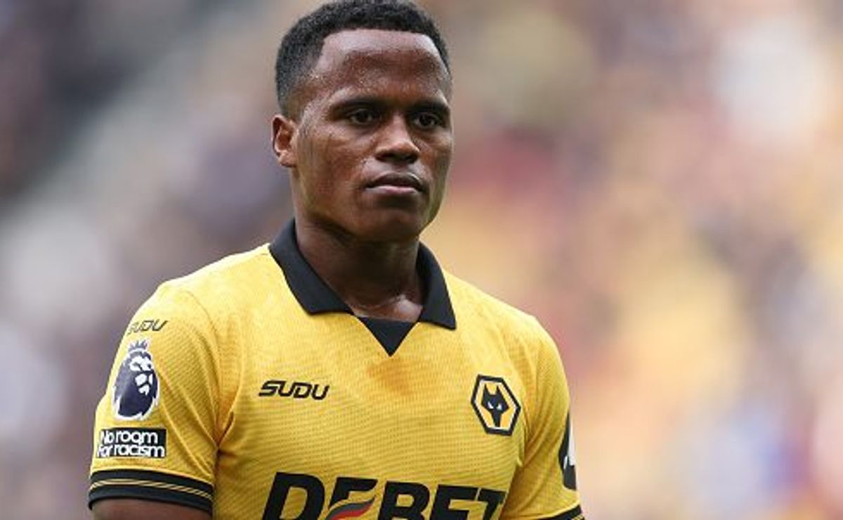 Jhon Arias autoriza Flamengo a negociar e colombiano pode pegar um avião para o Brasil