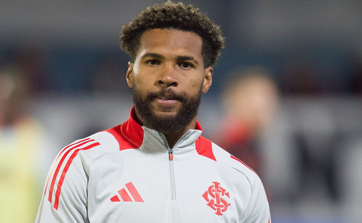 Wesley, ex-atacante do Internacional, analisa situação do Colorado no Brasileirão: “Sei da qualidade do grupo”