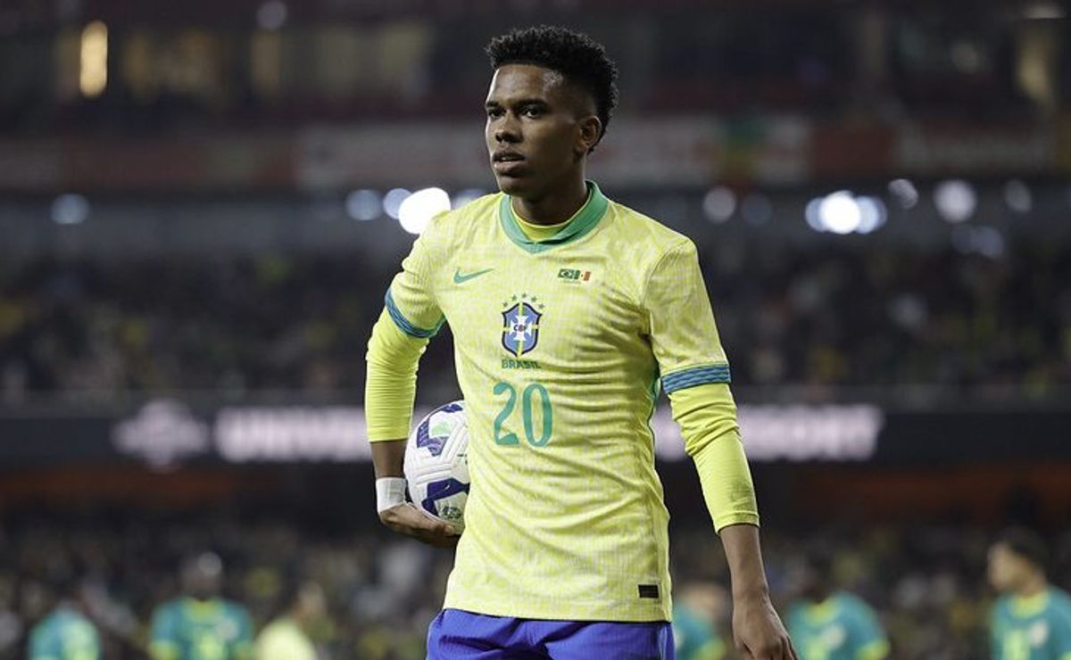 Estêvão analisa atuação e destaca briga por vaga no ataque da Seleção Brasileira contra a Tunísia