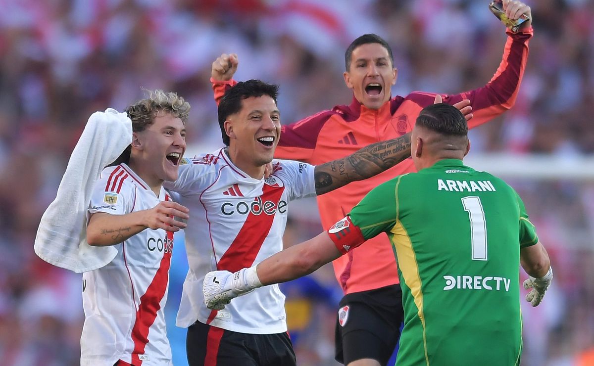 Flamengo avalia opções para o ataque e faz sondagem por Facundo Colidio, do River Plate