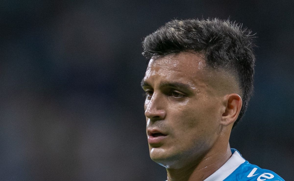 Odorico Roman monta barca de saídas do Grêmio com Jorge Meurer, Jemerson, Cristaldo, Kiko Olivera e +6