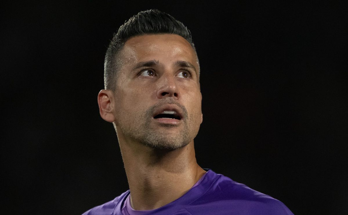 Fábio admite aposentadoria em breve e possível retorno ao Cruzeiro é descartado: “mais um ano de contrato com Fluminense”