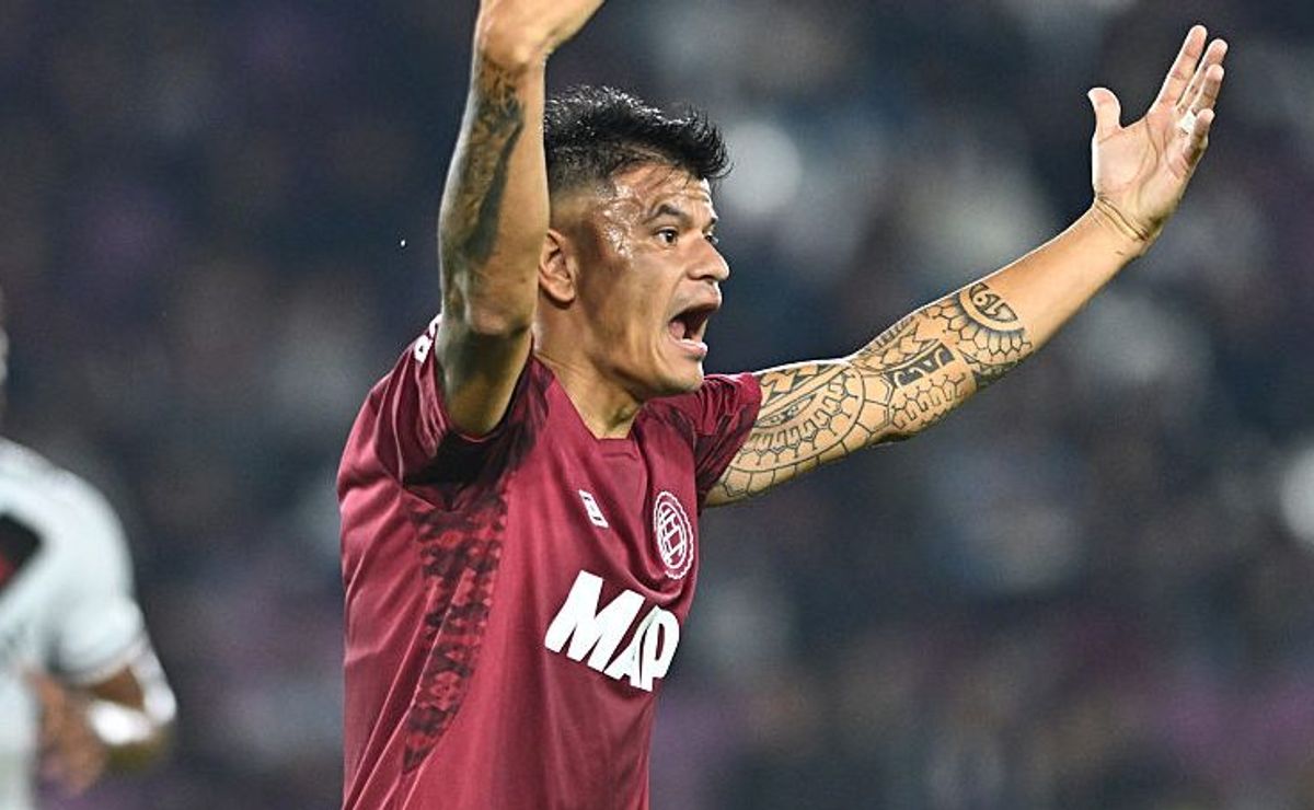 Olho neles: Marcelino Moreno e Walter Bou são as armas do Lanús contra o Galo na final da Sul-Americana