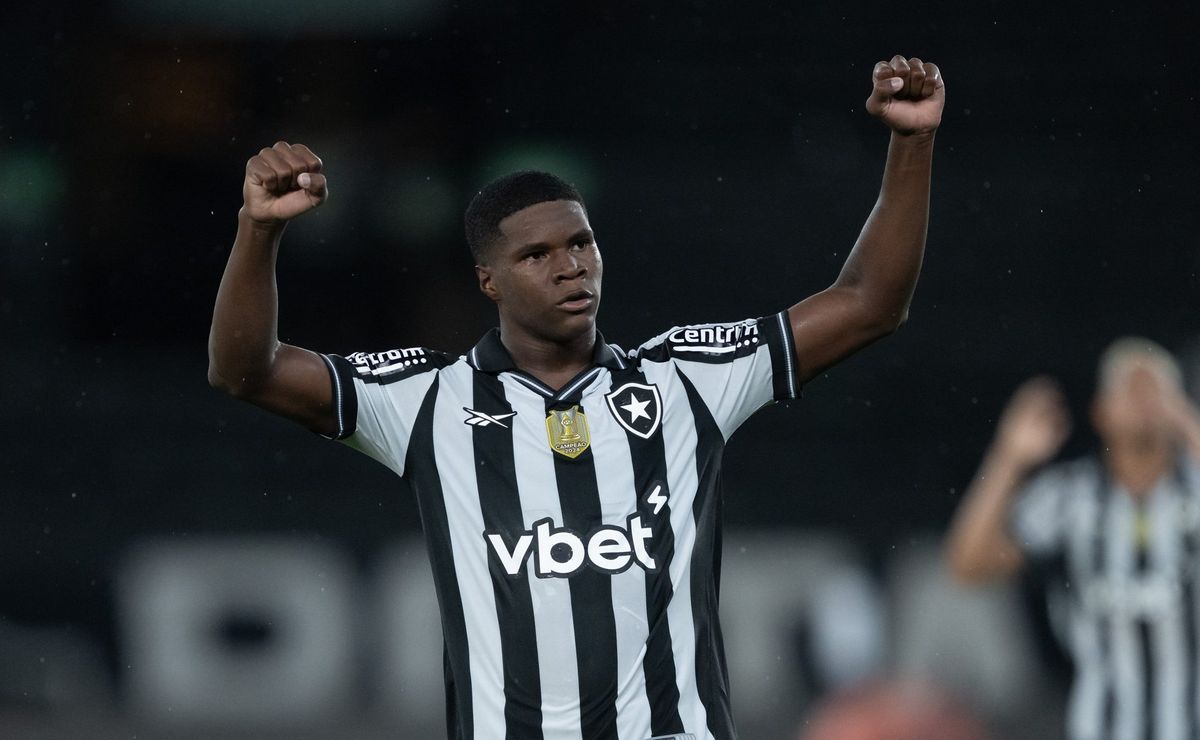Botafogo acelera planos para Kadir Barría após brilho decisivo contra o Sport pelo Brasileirão