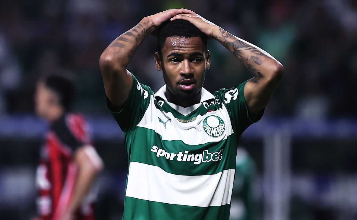 Allan vira dono do meio-campo e deve ser arma pesada do Palmeiras contra Flamengo e Fluminense