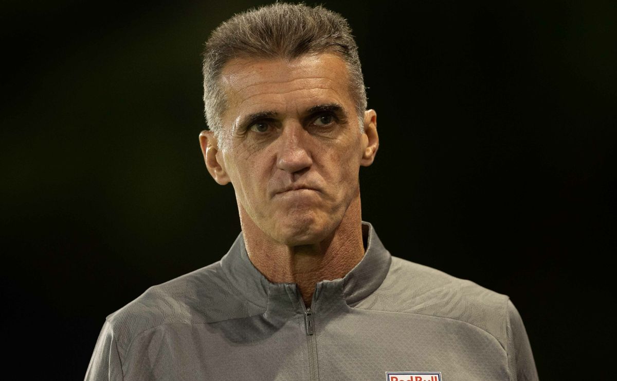 RB Bragantino tem 8 desfalques confirmados para enfrentar o Flamengo; veja a lista